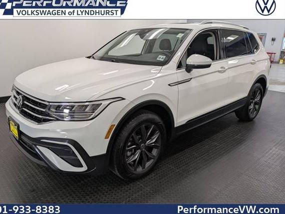 VOLKSWAGEN TIGUAN 4MOTION 2024 3VVMB7AX7RM014182 image VOLKSWAGEN TIGUAN 4MOTION 2024 3VVMB7AX7RM014182 image